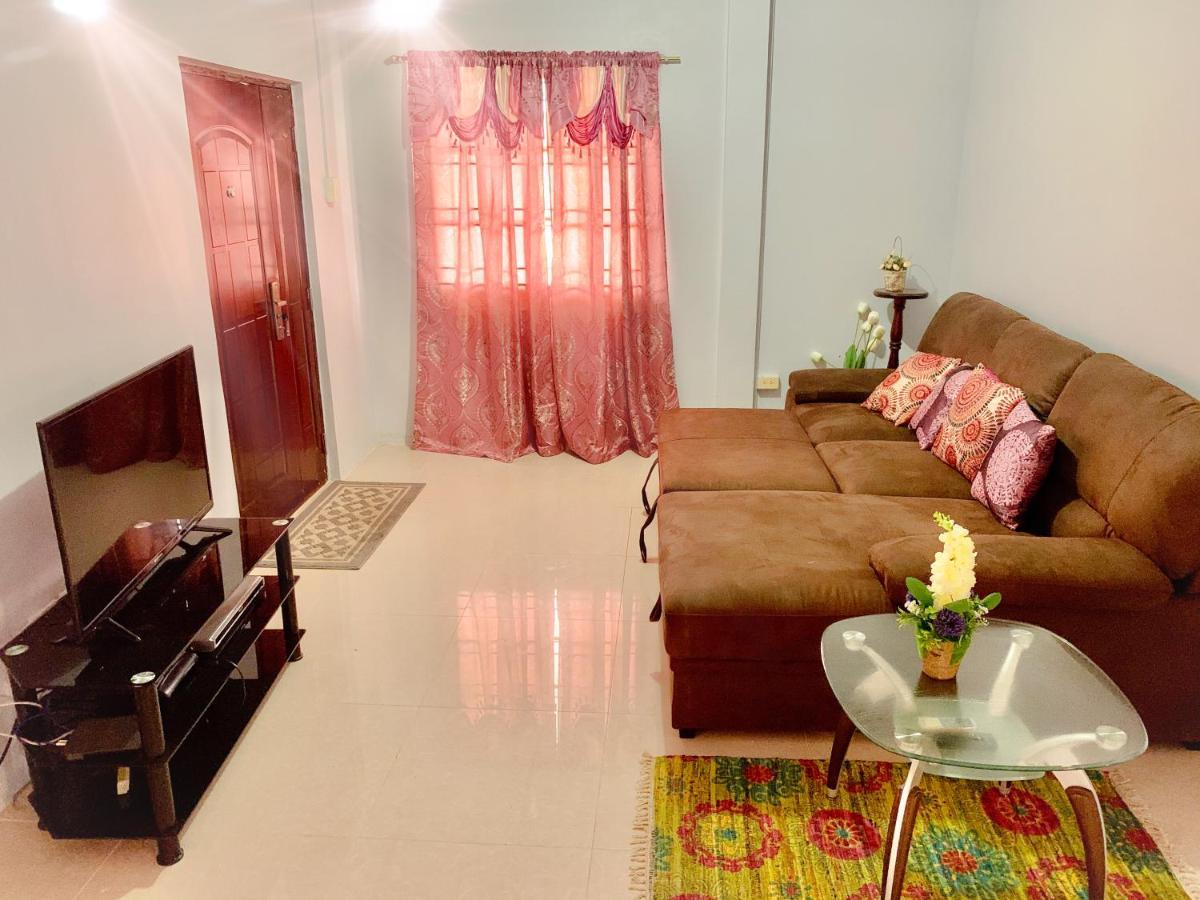 Apartment At Trincity Central Road Port of Spain ภายนอก รูปภาพ