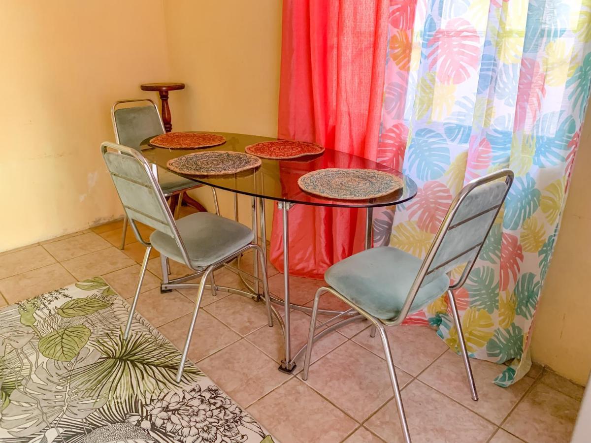 Apartment At Trincity Central Road Port of Spain ภายนอก รูปภาพ